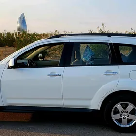 Mitsubishi Outlander 2012