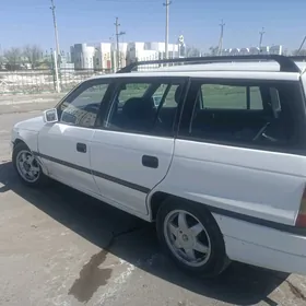 Opel Astra 1992