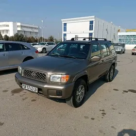 Nissan Pathfinder 2001