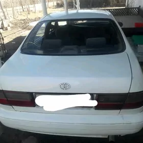 Toyota Corona 1995