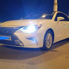 Lexus ES 350 2017