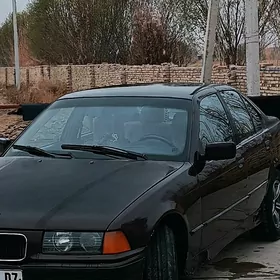 BMW 323 1993