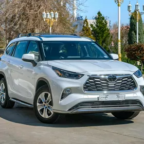 Toyota Highlander 2020