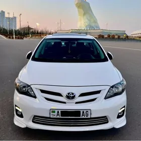 Toyota Corolla 2013