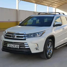 Toyota Highlander 2017