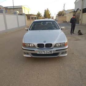 BMW E39 2000