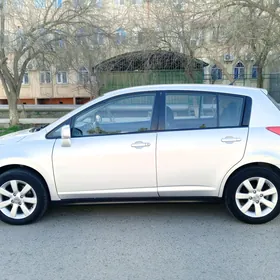 Nissan Sentra 2012