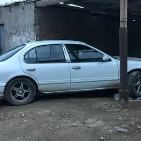 Nissan Cefiro 1996