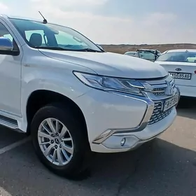 Mitsubishi Montero Sport 2019