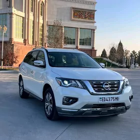 Nissan Pathfinder 2020