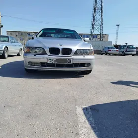 BMW E39 2001