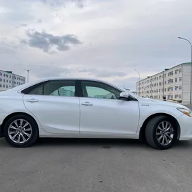 Toyota Camry 2016