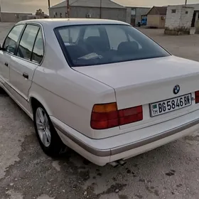 BMW 525 1989