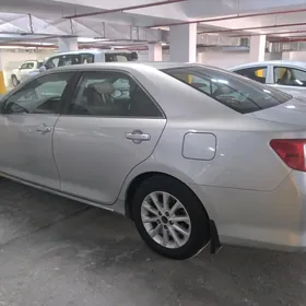 Toyota Camry 2013