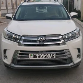 Toyota Highlander 2017