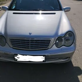 Mercedes-Benz C-Class 2002