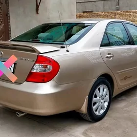 Toyota Camry 2003