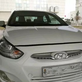 Hyundai Accent 2011