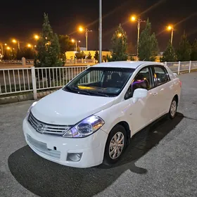 Nissan Versa 2010