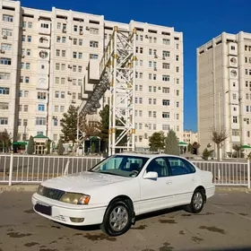 Toyota Avalon 1999