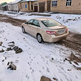 Toyota Camry 2010