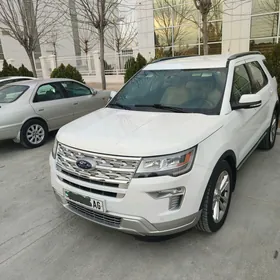 Ford Explorer 2019