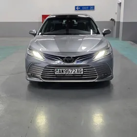 Toyota Camry 2018