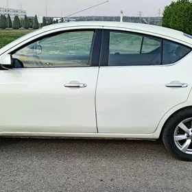 Nissan Sunny 2014