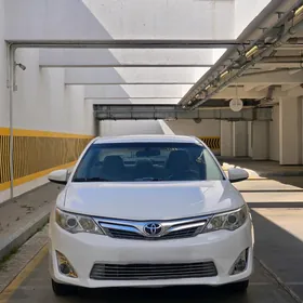 Toyota Camry 2014