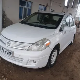 Nissan Versa 2009