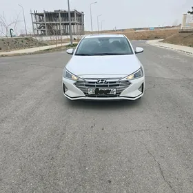 Hyundai Elantra 2019