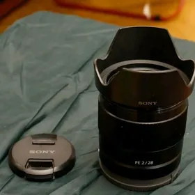 SONY 28mm f2 e-mount