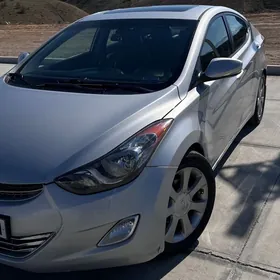 Hyundai Elantra 2012