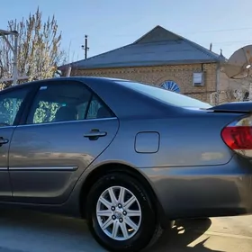 Toyota Camry 2005