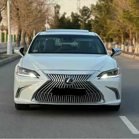 Lexus ES 350 2020