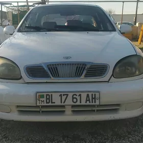 Daewoo Lanos 1999