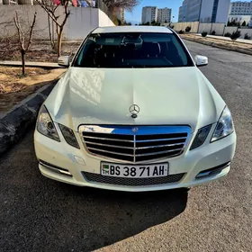 Mercedes-Benz E350 2009