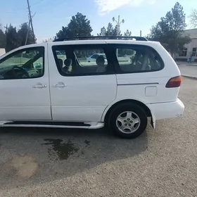 Toyota Sienna 2000