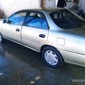 Toyota Carina 1992