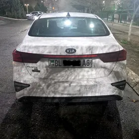 Kia Forte 2019