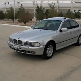 BMW E39 2000