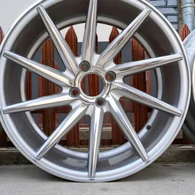 17 lik diska VOSSEN 215 50 17