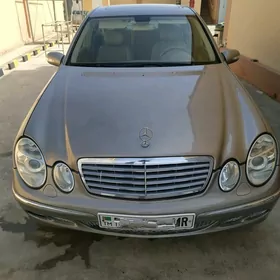 Mercedes-Benz E350 2006