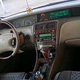 Toyota Avalon 2003