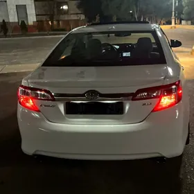 Toyota Camry 2014