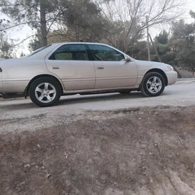 Toyota Camry 1998