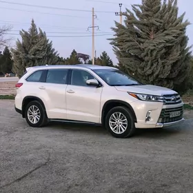 Toyota Highlander 2017