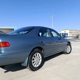 Toyota Camry 2000