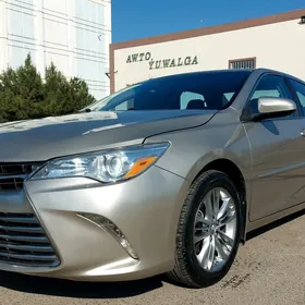 Toyota Camry 2017