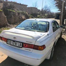 Toyota Camry 1998